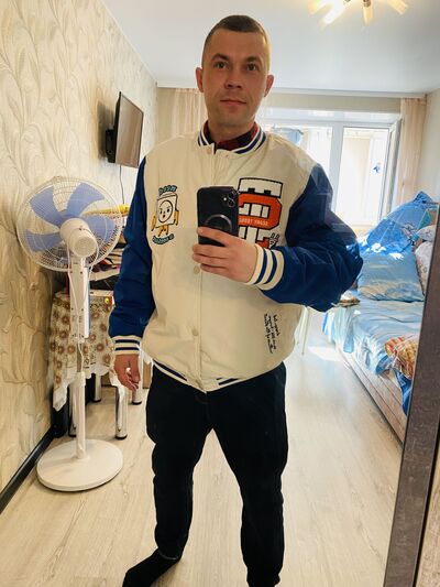  ,   Artem, 37 ,   ,   , c , 