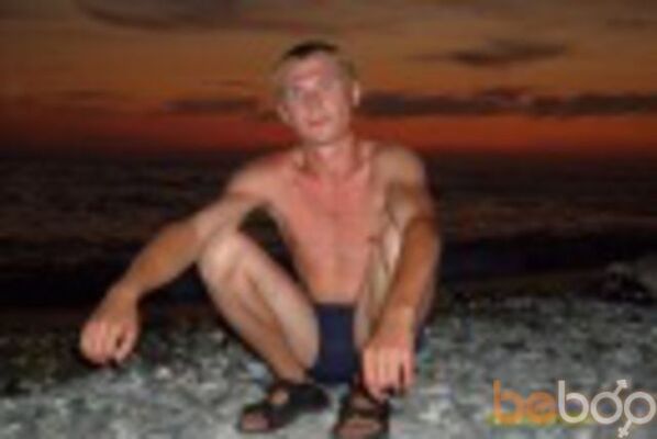  ,   Petr, 41 ,  