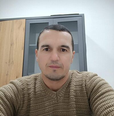  ,   Umed, 33 ,   ,   