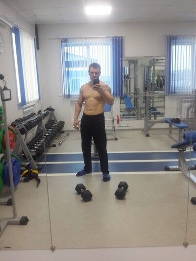  ,   Aleksei, 42 ,   ,   , c 