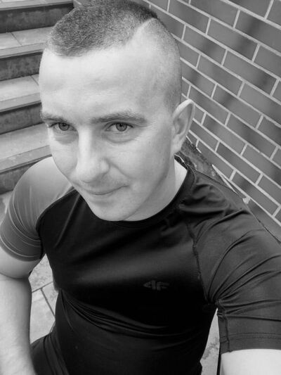  ,   Stefan, 46 ,   c 