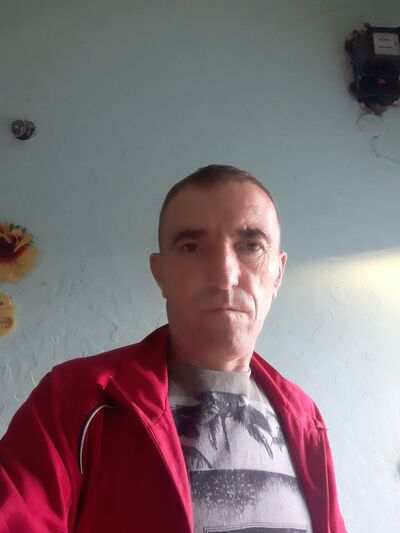  ,   Andrei, 45 ,   c 