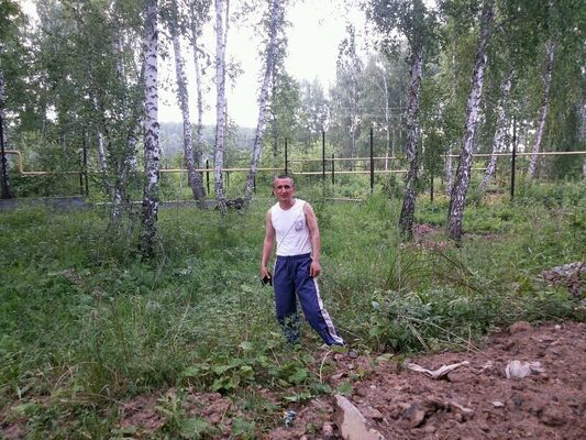  ,   Komil, 43 ,   ,   