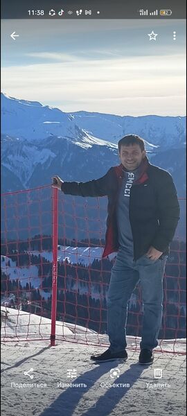  ,   Artur, 38 ,   ,   