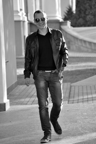  ,   Ruslan, 37 ,  