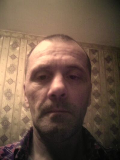  ,   Alex, 52 ,   