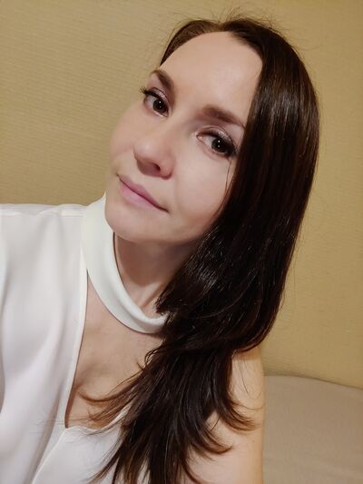  ,   Anna, 46 ,   c 