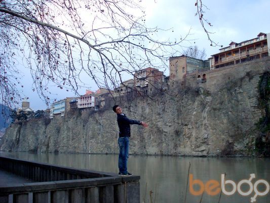  ,   Gio, 40 ,   