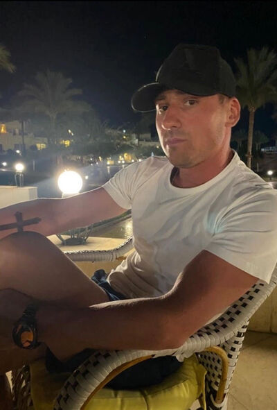  -,   Alex, 35 ,   ,   , c 