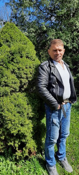  ,   Vladimir, 54 ,   , 