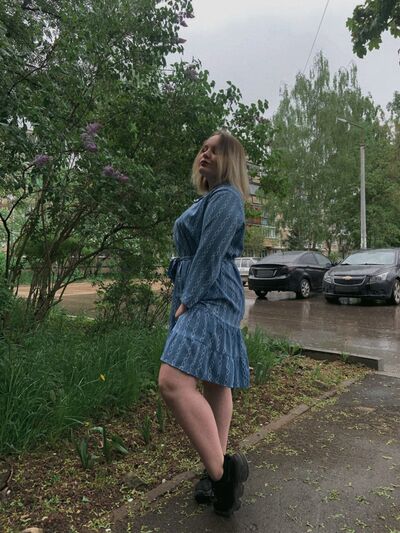   ,   Valeriya, 21 ,   