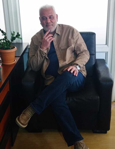  ,   Anwar, 52 ,   ,   