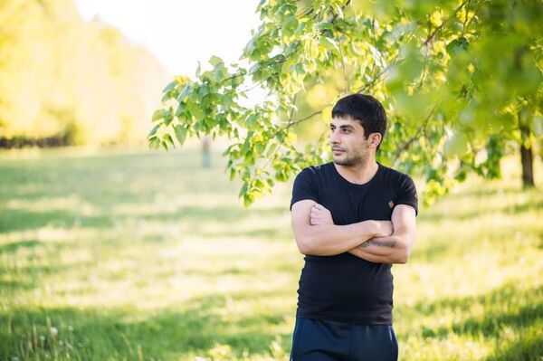  ,   Grig, 35 ,  