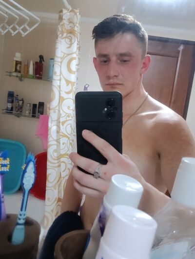  ,   Aleksandr, 27 ,   ,   , c , 