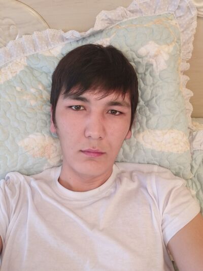  ,   Berdibek, 32 ,   ,   , c 