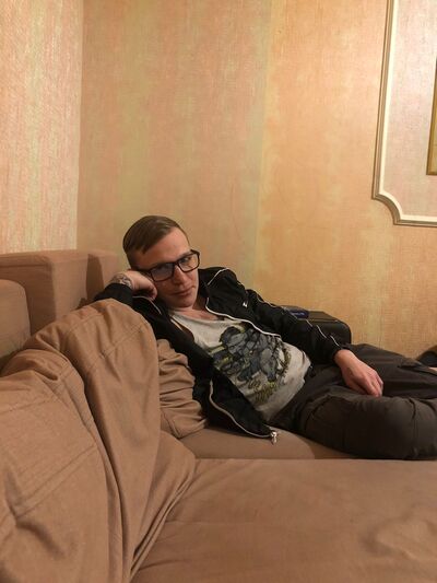  ,   Roman, 28 ,   ,   