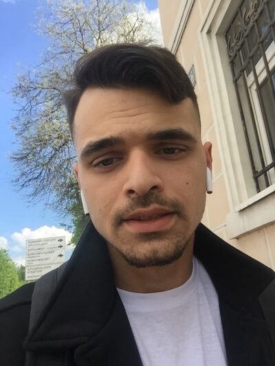  ,   Artur, 26 ,   