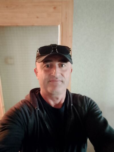  ,   Ali, 47 ,   ,   