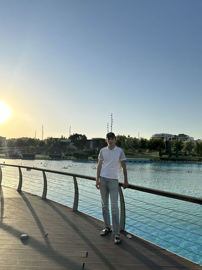  ,   Iskandar, 33 ,   ,   , c , 