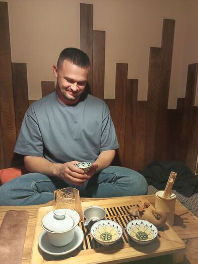  ,   Den, 28 ,   ,   