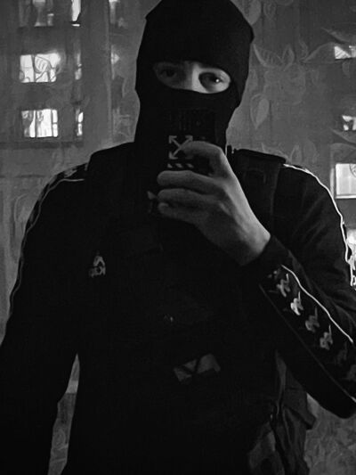  ,   Maksim, 21 ,   ,   
