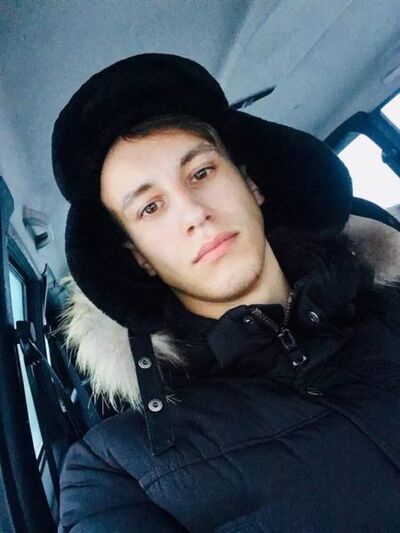  ,   Artyom, 31 ,   ,   