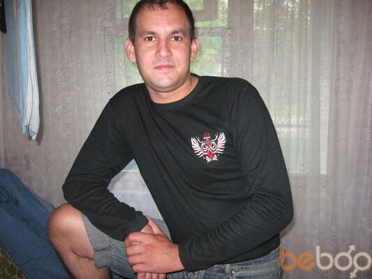  -,   LEONID, 46 ,   