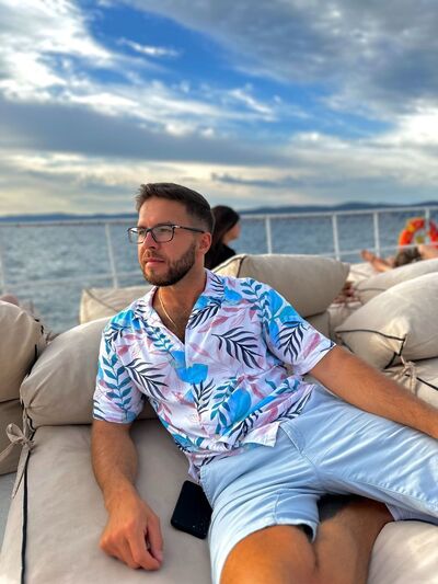  ,   Andrii, 34 ,   ,   