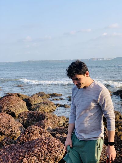  ,   Farzad, 28 ,   ,   