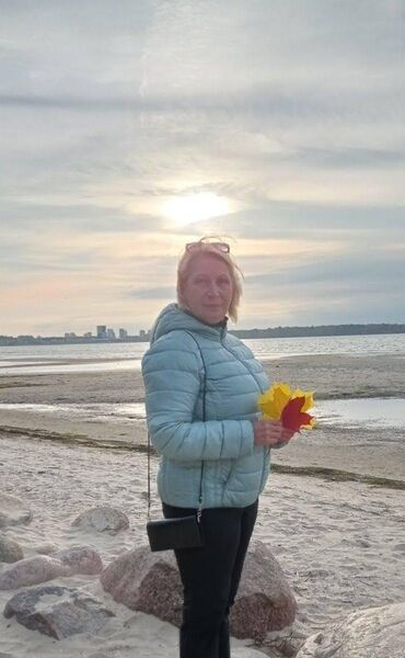  ,   Valentina, 59 ,   c 