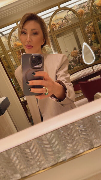  ,   Rina, 41 ,   ,   