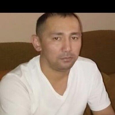  ,   Erlan, 44 ,   ,   , c 