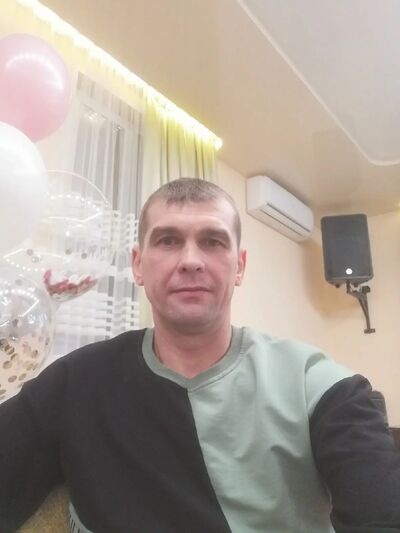  ,   Ivan, 43 ,     