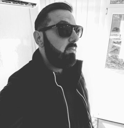  ,   Johny, 34 ,   ,   , c , 