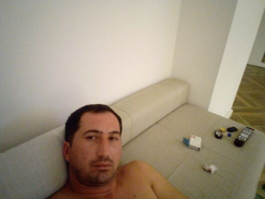  ,   Gio, 41 ,   ,   