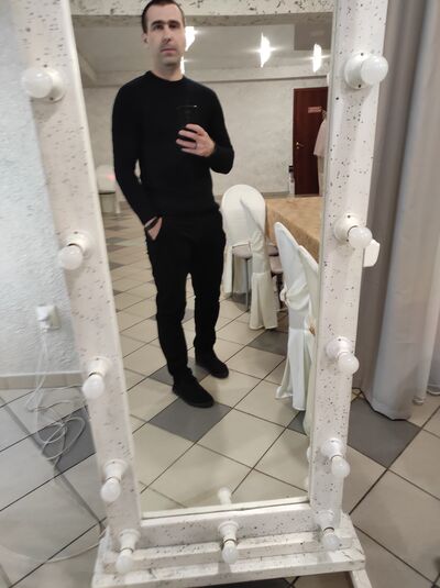  ,   Ivan, 37 ,   ,   