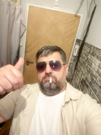  ,   David, 44 ,   ,   , c 