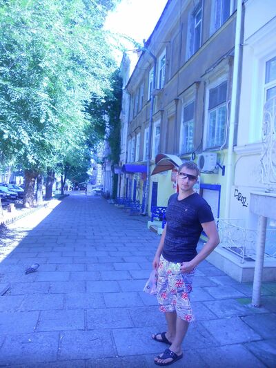  ,   Maxim, 35 ,   ,   , c 