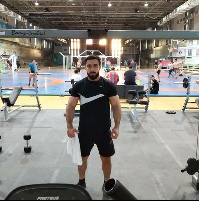  ,   Ali, 33 ,  