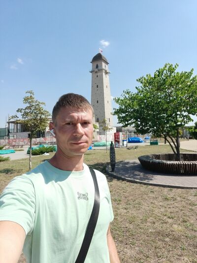  ,   Andr, 41 ,   ,   , c , 