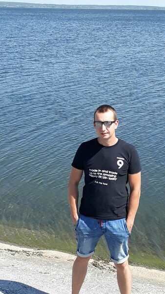  ,   Dima, 39 ,   