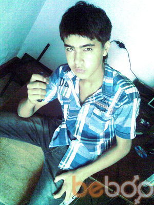  ,   Shohrux, 33 ,   
