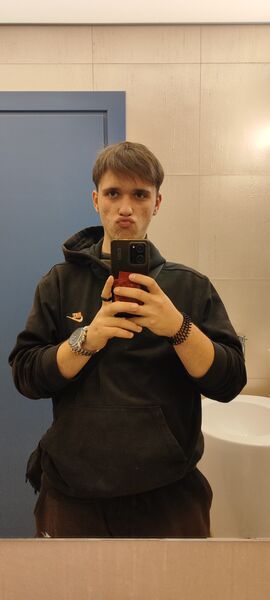  ,   Ervinas, 18 ,   ,   