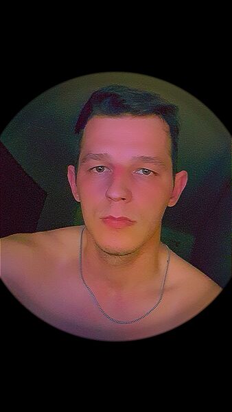  ,   SERGEJ, 25 ,   