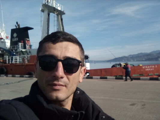  ,   Zaur, 43 ,   ,   , c 