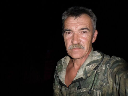  ,   Alexs, 61 ,   ,   , c 