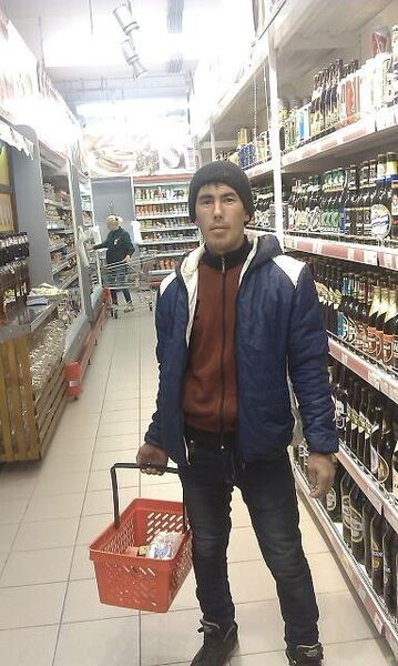 ,   Bobur, 38 ,   ,   