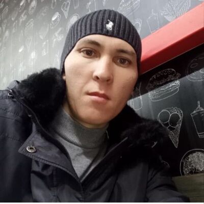  ,   Erlan, 42 ,   ,   