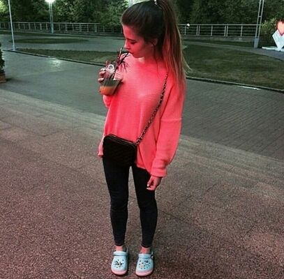  ,   Ana, 25 ,   ,   , c 