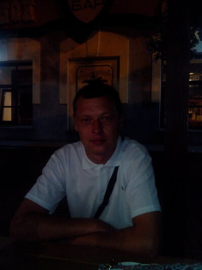  ,   Alex, 43 ,   